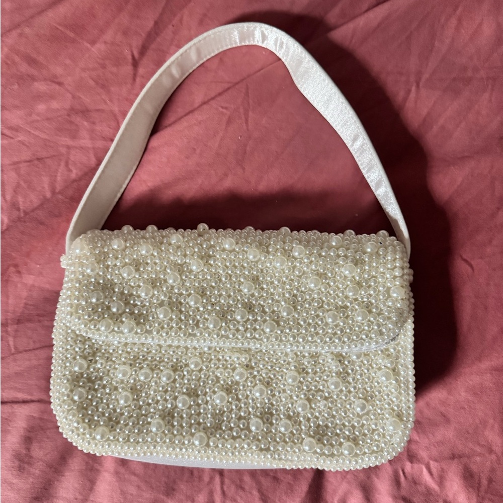 Elegant Pearl-Embellished Cream Handbag